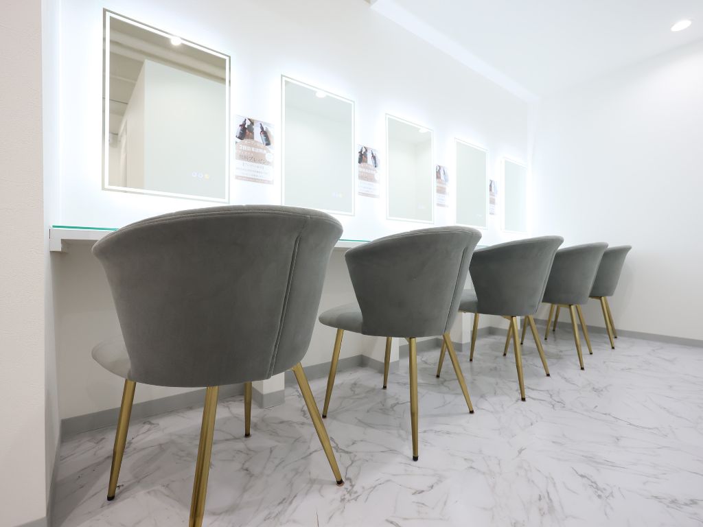 パウダールーム